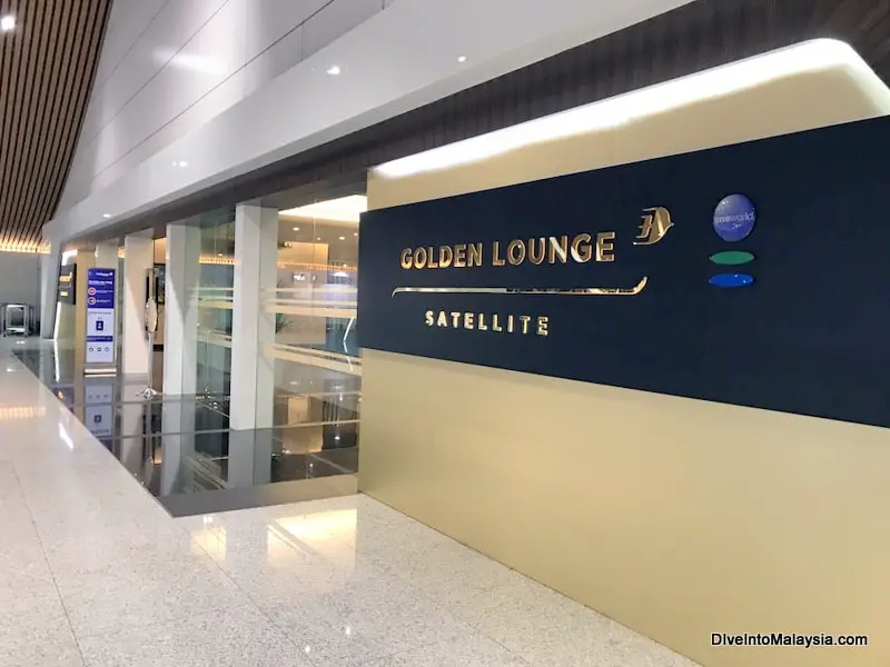 Malaysia Airlines Satellite MAS Golden Lounge KLIA Overview Dive 