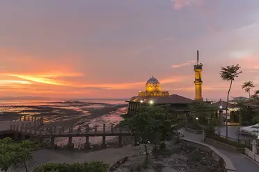 Masjid Al Hussain Is Kuala Perlis Well Known Icon Built Next To The Kuala Perlis Jetty Stock Photo Picture And Low Budget Royalty Free Image Pic Esy 025392855 Agefotostock