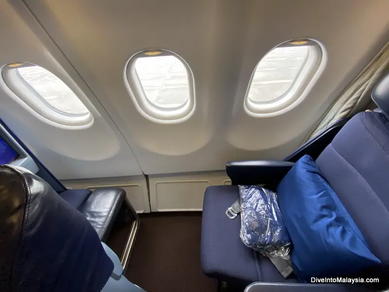 Seat 4K in malaysia airlines business class
