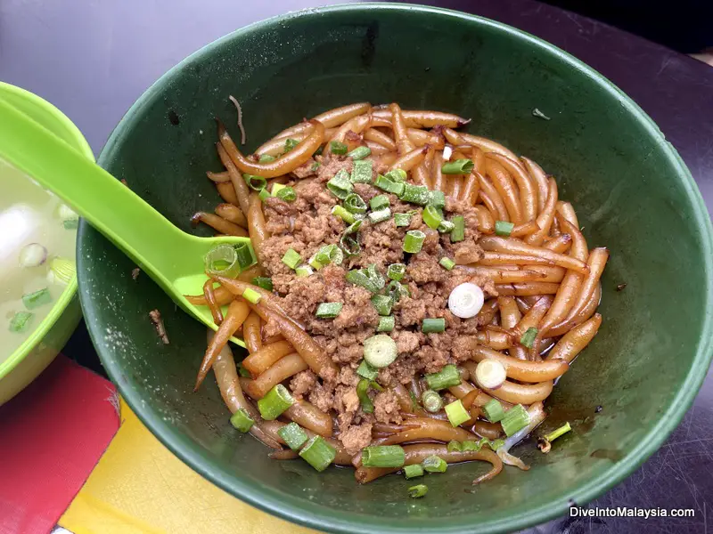 Kuala Lumpur food tour rat tail noodles in chinatown