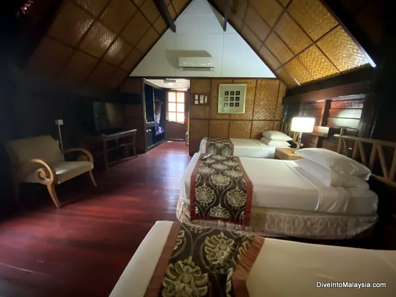 Mutiara Taman Negara Resort triple chalet bedroom