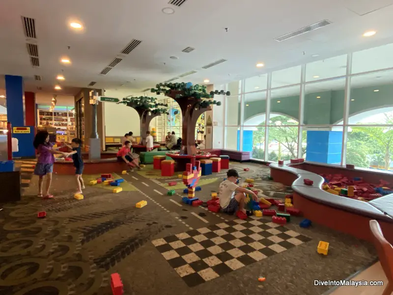 Legoland Hotel Malaysia The big bricks play area