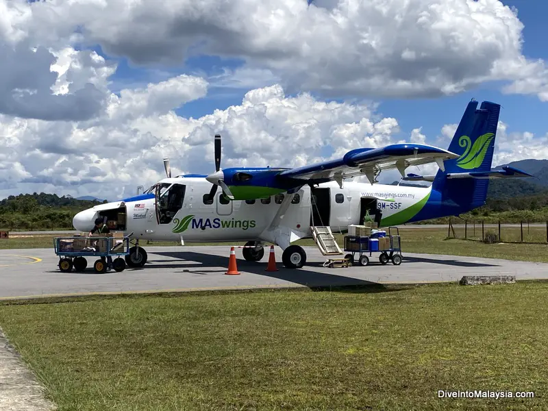 MASWings flight to Bario - they are getting the luggage out here on arrival