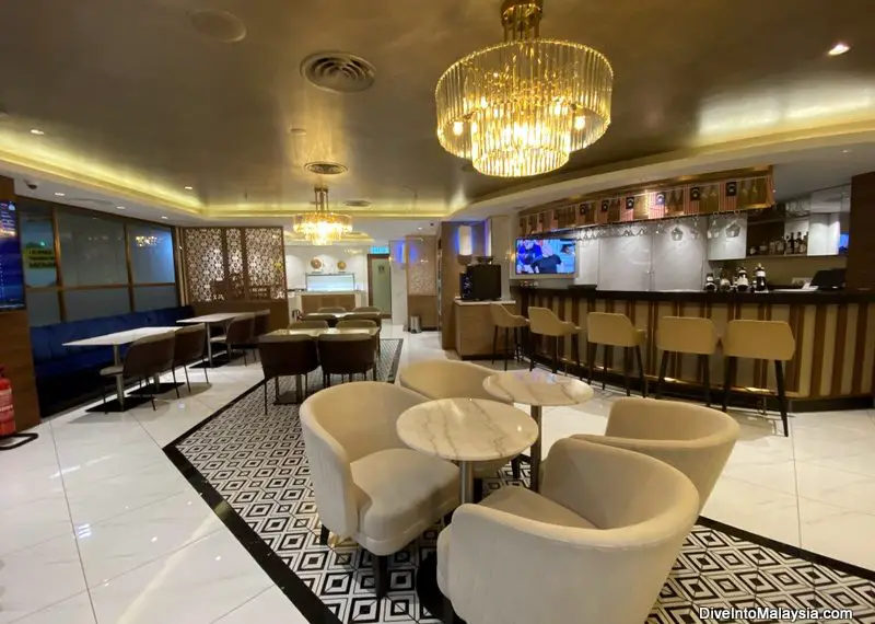Travel Club Lounge Kuching Bar