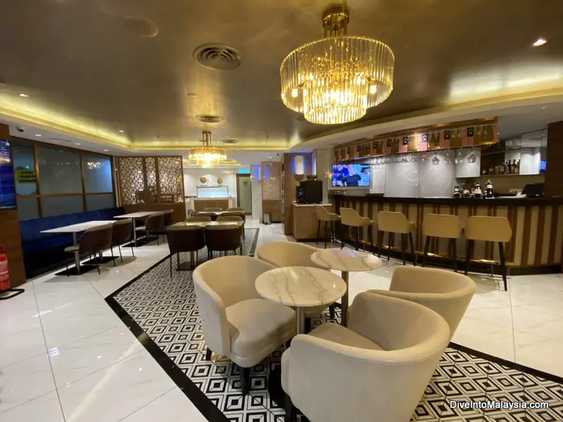Travel Club Lounge Kuching Bar