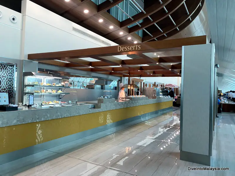 Emirates lounge concourse B in Dubai Desserts Buffet