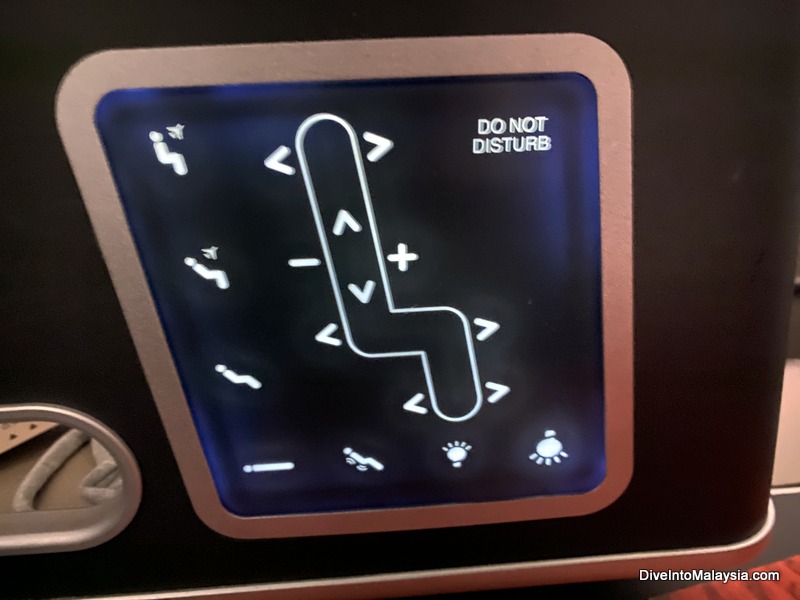 Qantas business class seat controls